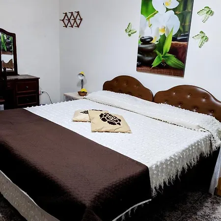 Silia's Maisonette مارساسكالا