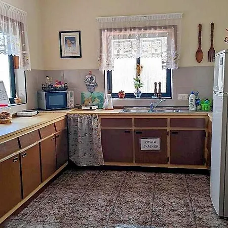Silia's Maisonette *