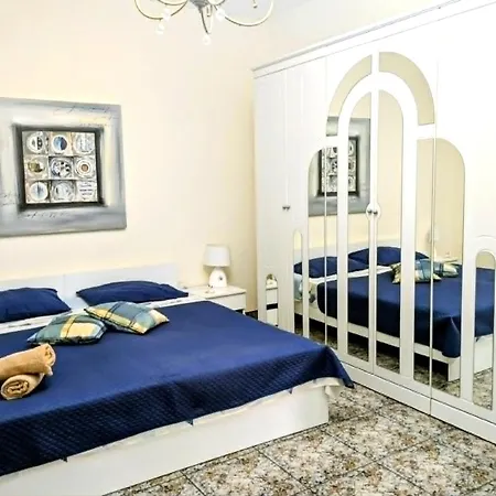 منزل للإقامة Silia's Maisonette