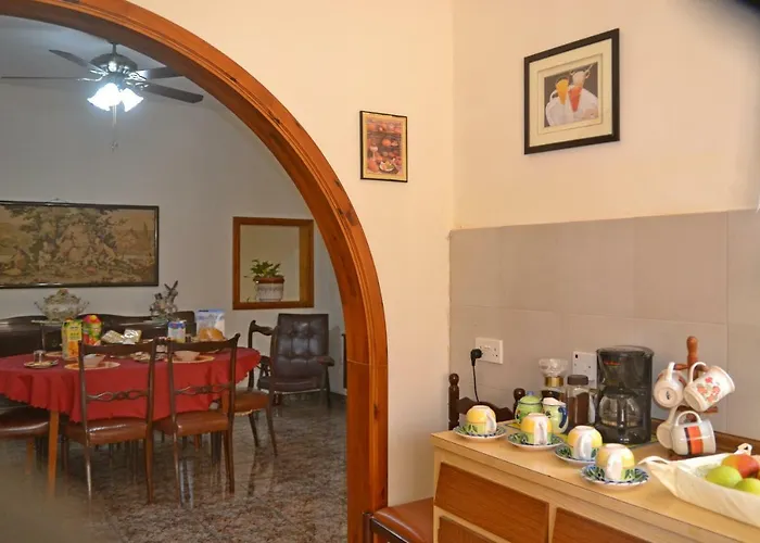 Silia's Maisonette Homestay Marsaskala