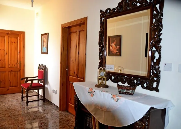 Silia's Maisonette Marsaskala